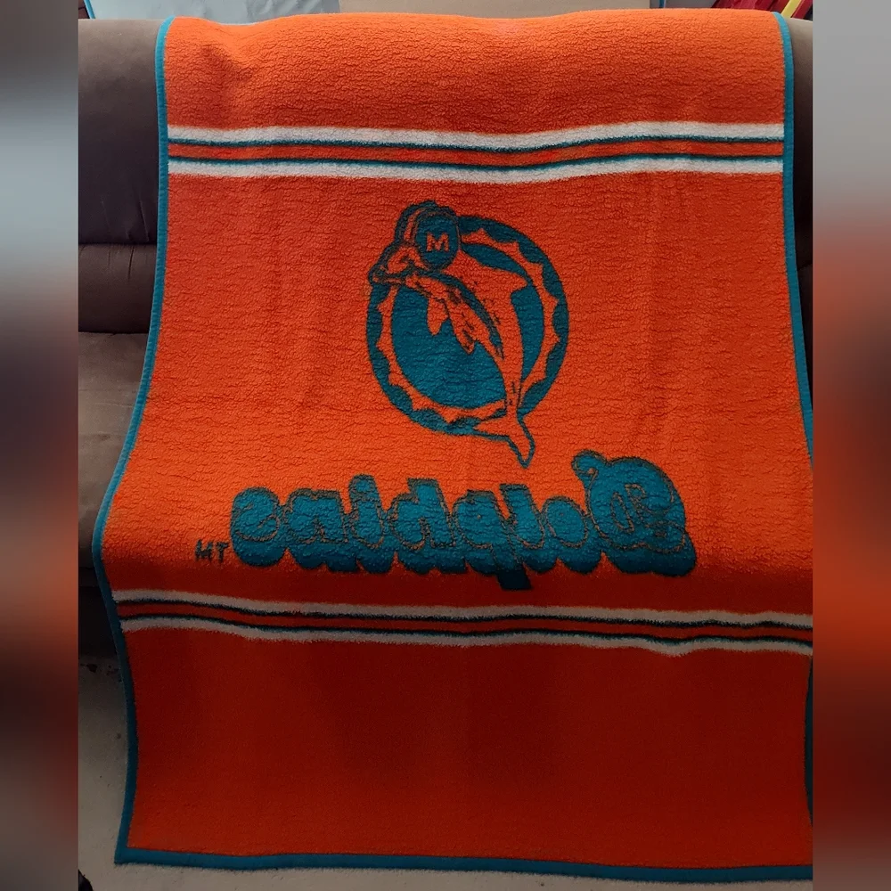 VINTAGE 90's Miami Dolphins Teal and Orange Original Logo Blanket, 6' X 4'